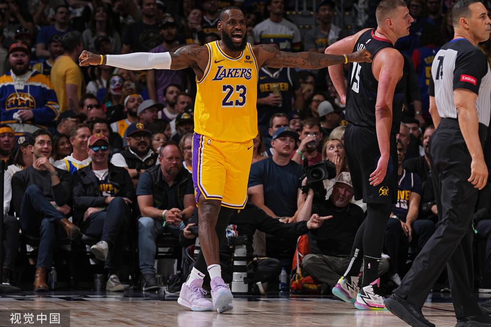 肢体冲突 肢体冲突